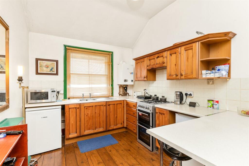 Kitchen.jpg