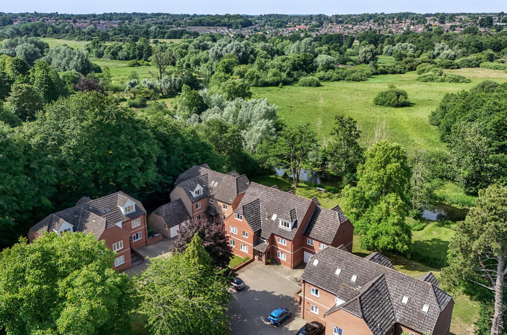 -685527c890293-13...