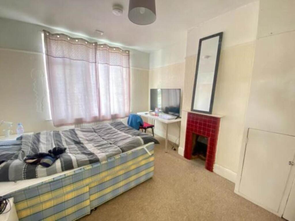 158492_RL0128_IMG_07