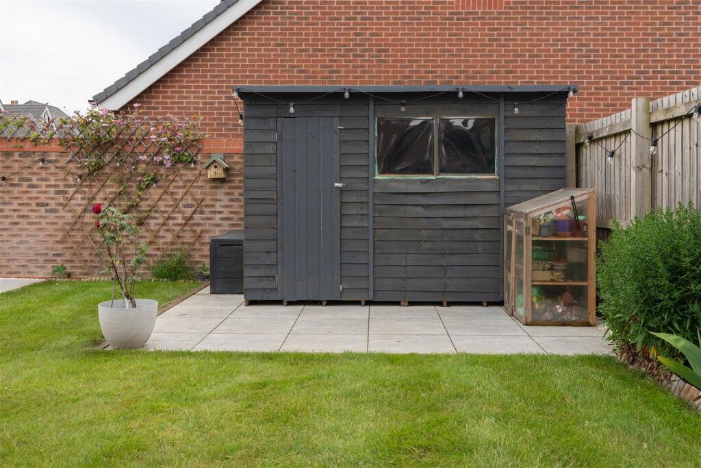 1 Beaufort Close-039.JPG