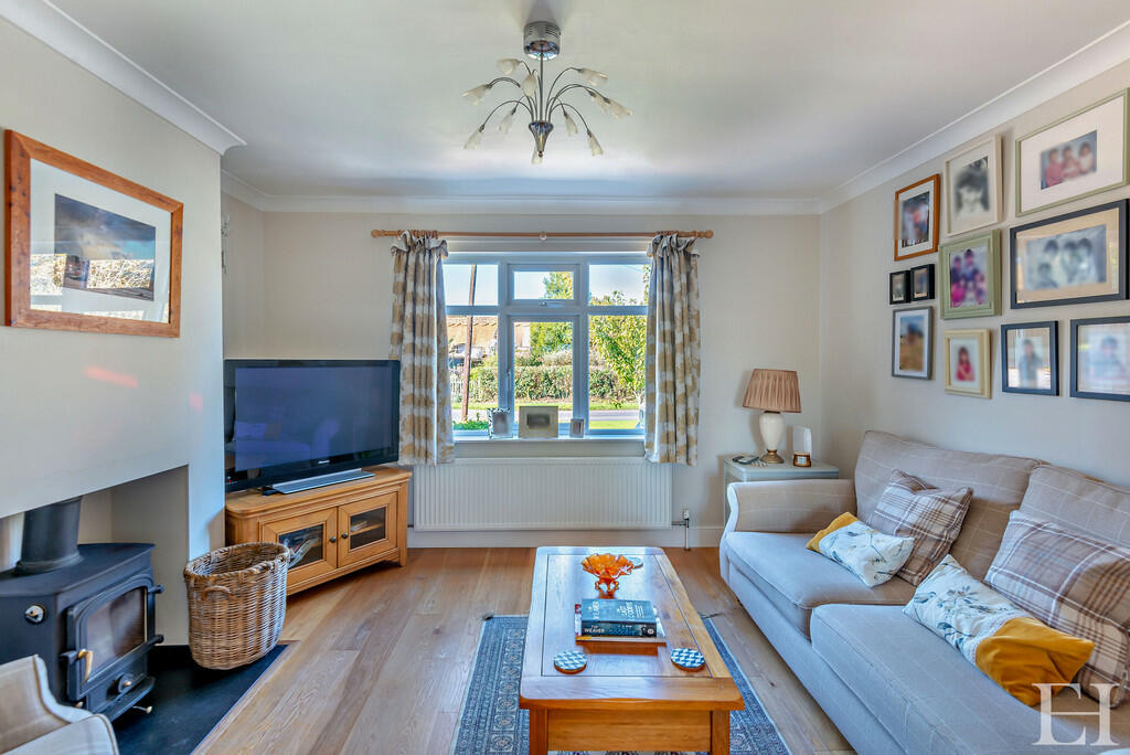 8623735-interiorW...