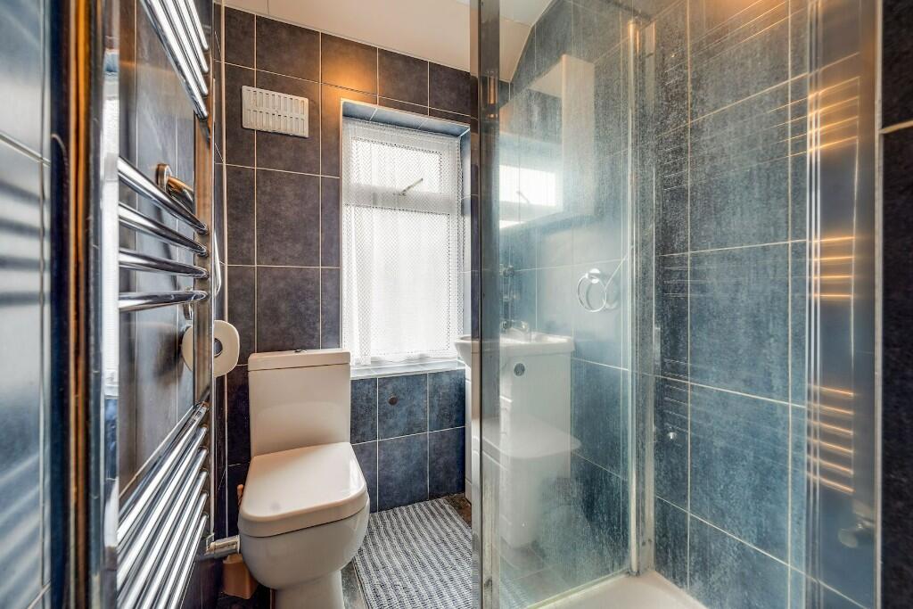 Shower room / WC