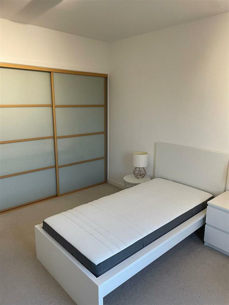 303 Glas Hbr Terr (5).jpg
