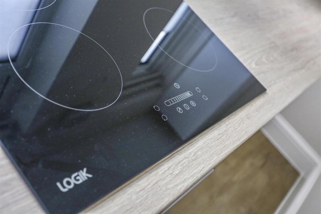 1512101255 - F10 - 17.jpg