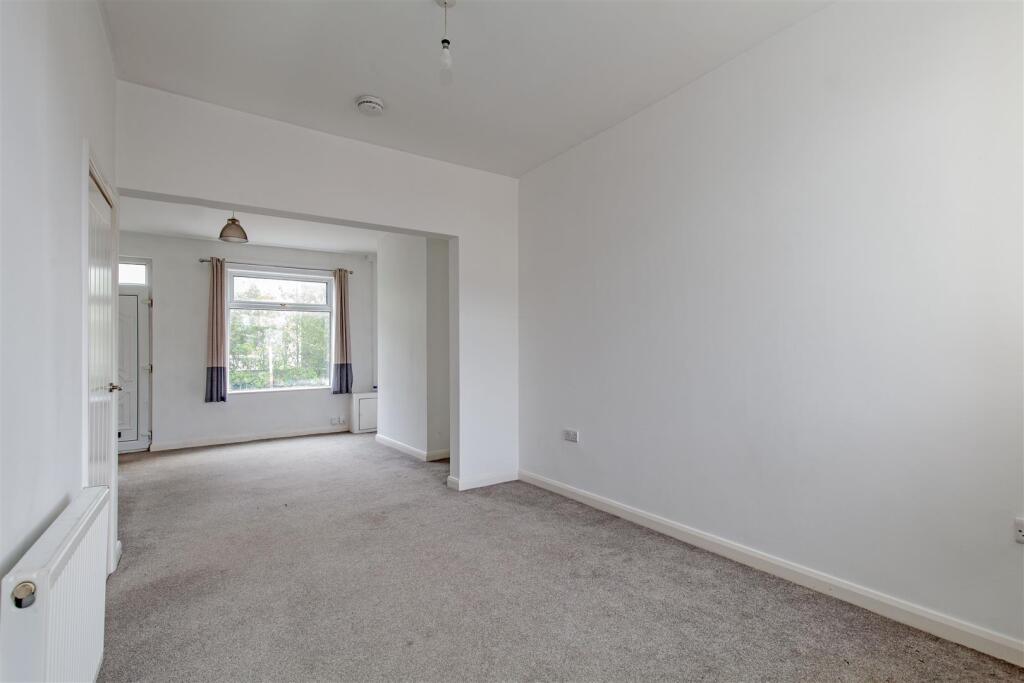 Dining Room-1.jpg