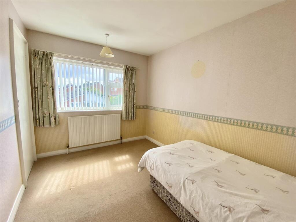 2 Ashfields Rd-16.jpg