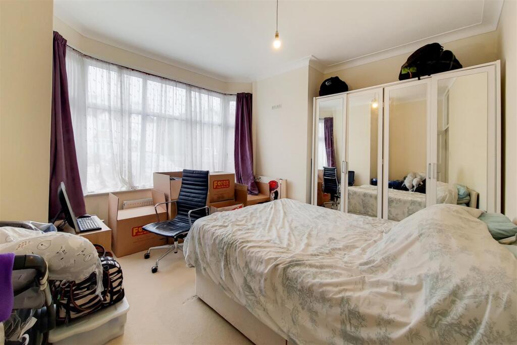 4_Bedroom 2-0.jpg