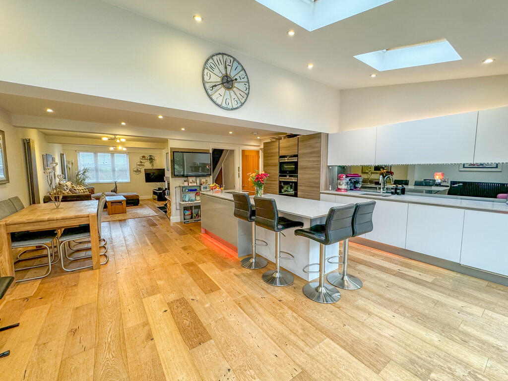 kitchen breakfast...