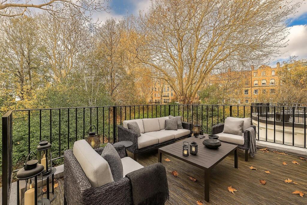 TERRACE.jpg