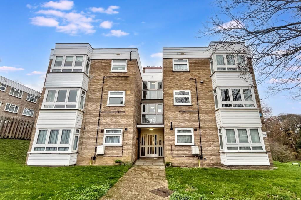 Flat 8, 45 Grove Road, Bexleyheath, DA7 6AX