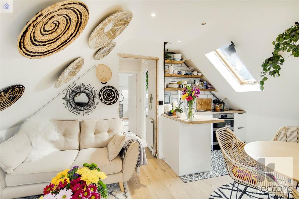 Living Room/Kitchen