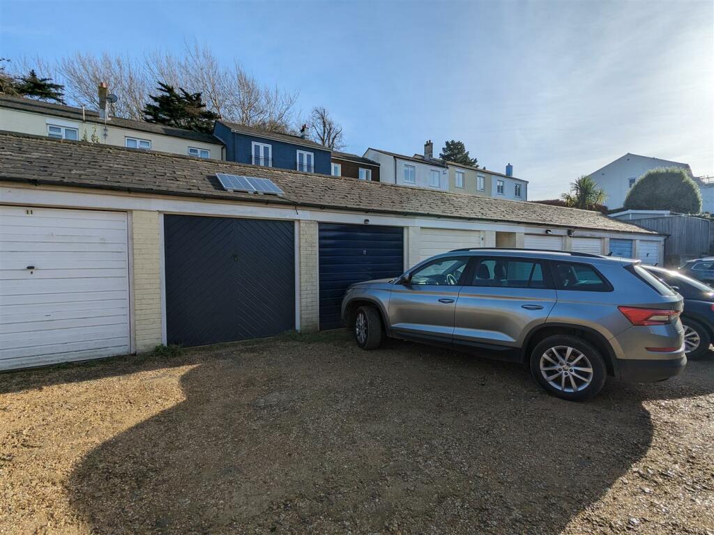 Private garage