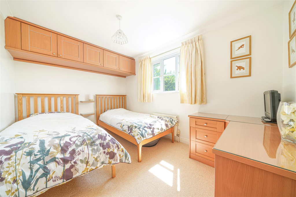 Bed Three Valley.png