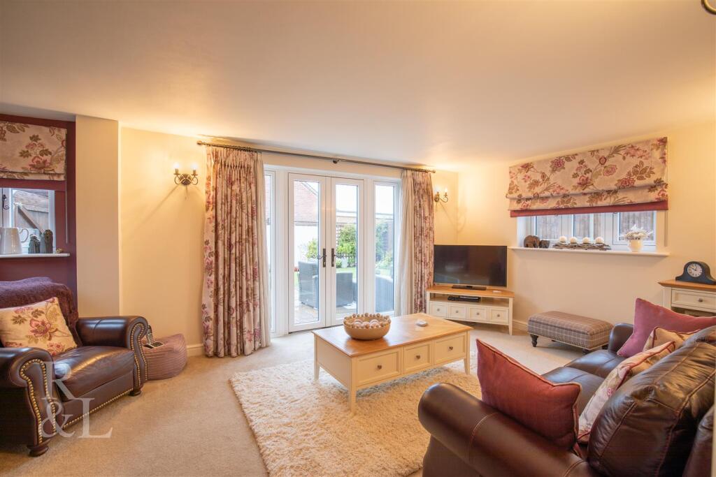 2 Mount Road (1).jpg