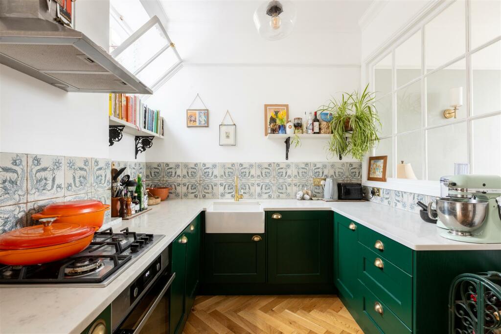 Flat 5, 27 Sussex Square-20.jpg