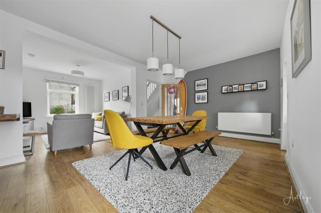 Living/Dining Room