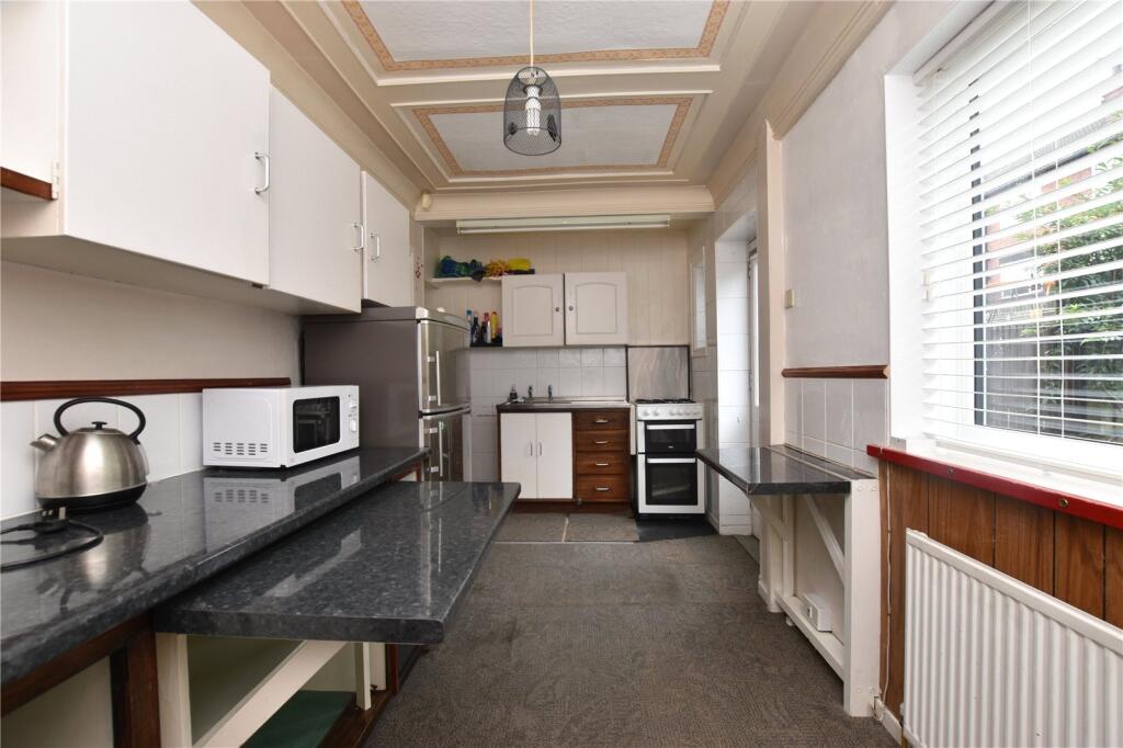 Aston Grove, Leeds, West Yorkshire