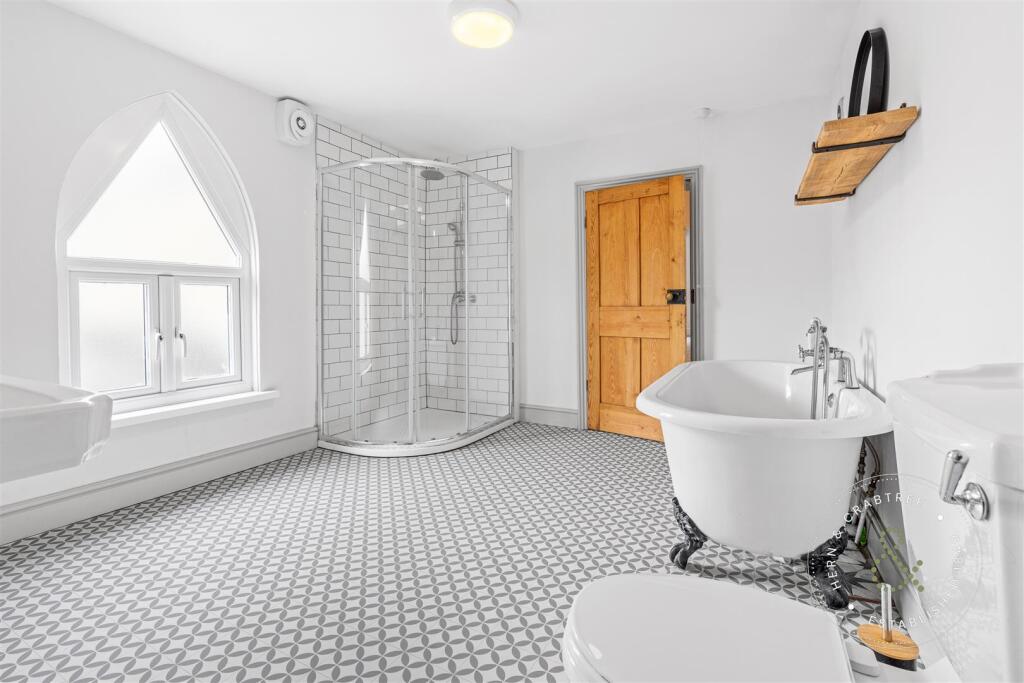 Anchor Street, Taffs Well (16).jpg