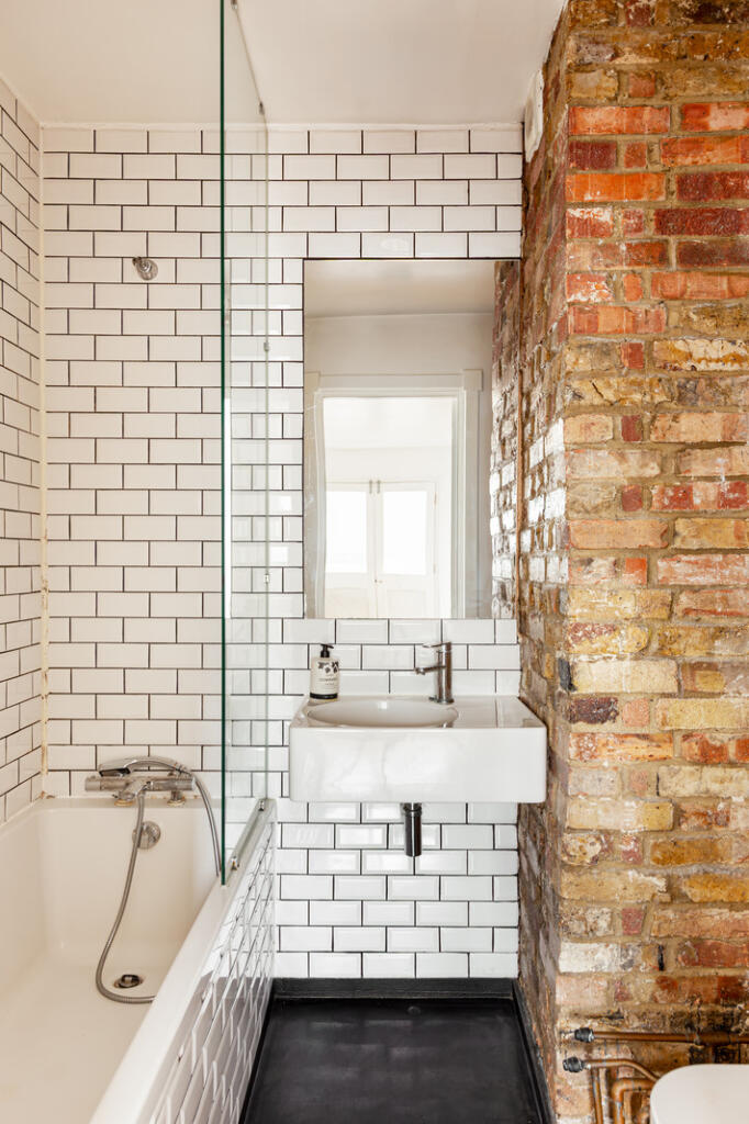 288531 - 25_5_TMH N1 6NU6778-Enhanced-NR-Edit.jpg