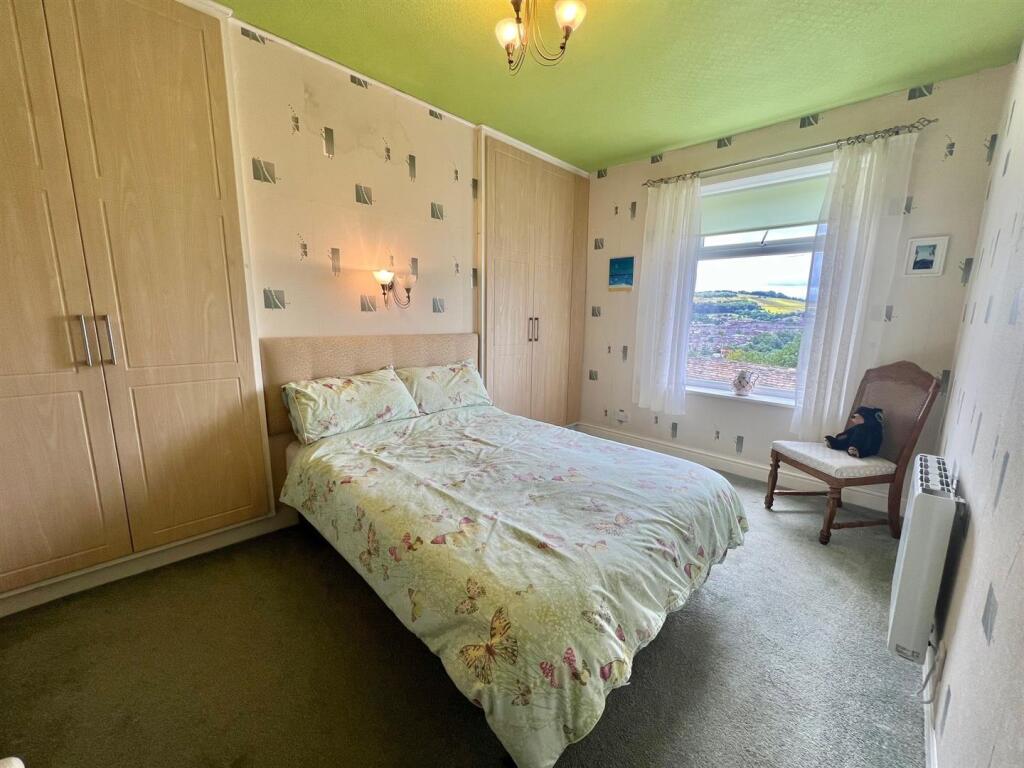 Bramleys Estate Agents - Cliffe End Road - Quarmby