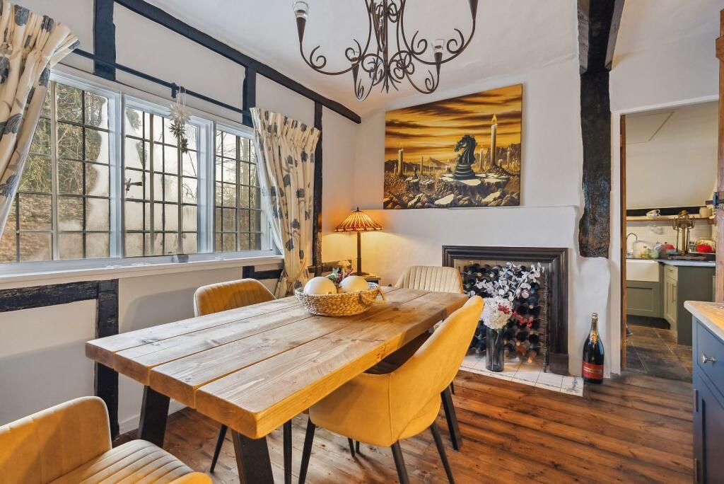 dining room 2.jpeg