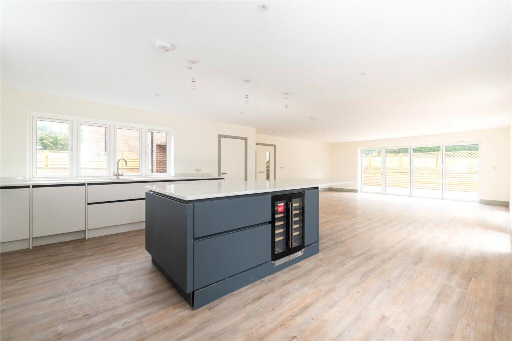 Kitchen/Fam/Dining