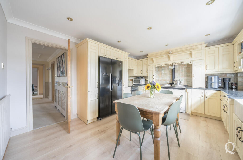 c37541b0-6371-4ea...