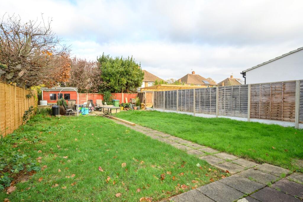 York Gardens, Walton-on-Thames, KT12