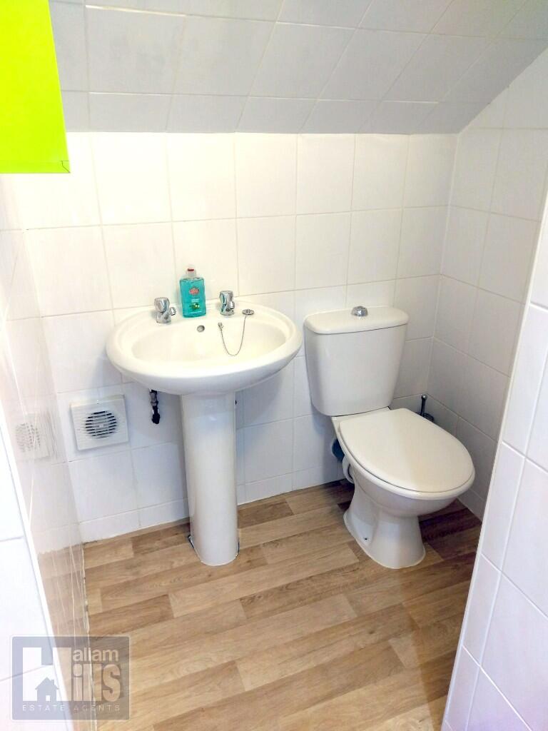 Room 3 Ensuite