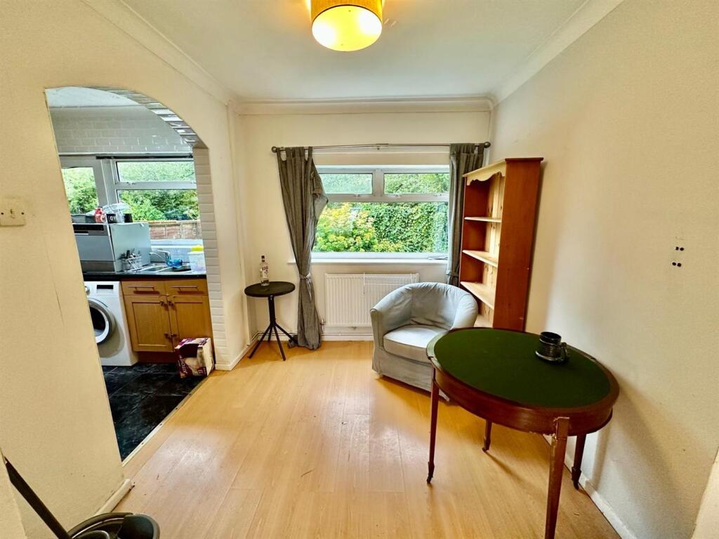 WhatsApp Image 2025-09-16 at 11.03.16_011d42b1.jpg