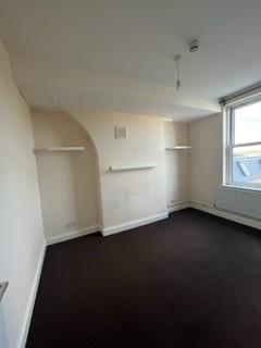 Flat C Upper Tooting.7.jpg