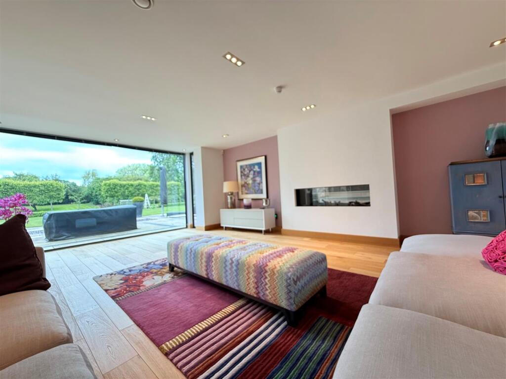 lounge from sofa.jpg