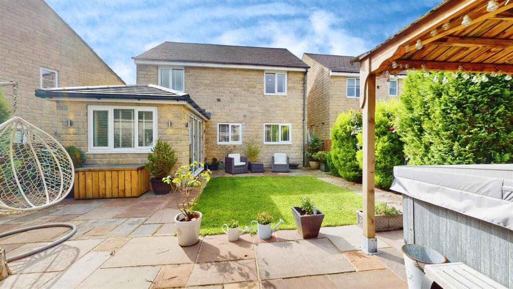9af85a1b-23-Highcliffe-Court-07212025_124857.jpg