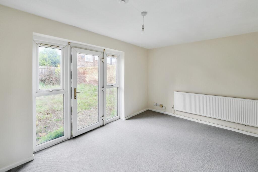 15 Brook Close, Bulwell, Nottingham, Nottinghamshire, NG6 8NL