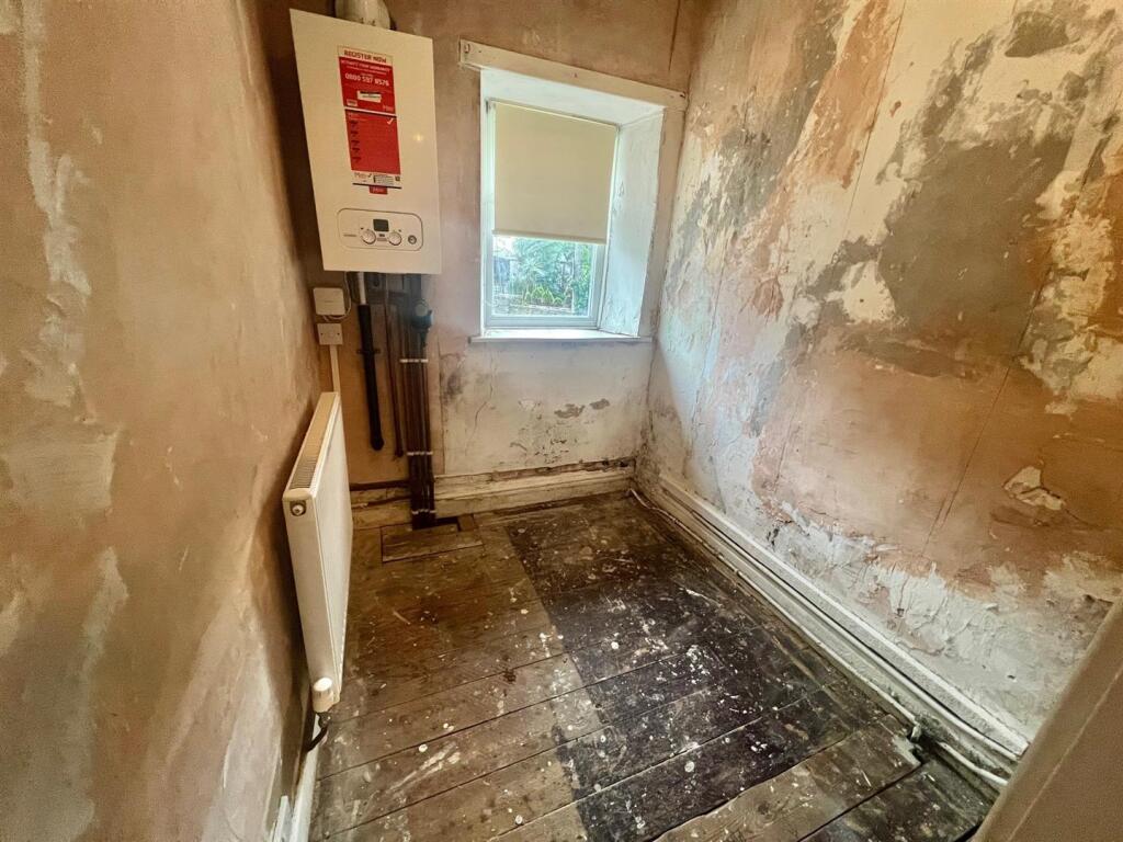 Bramleys Estate Agents - Auction - Bean Street - H