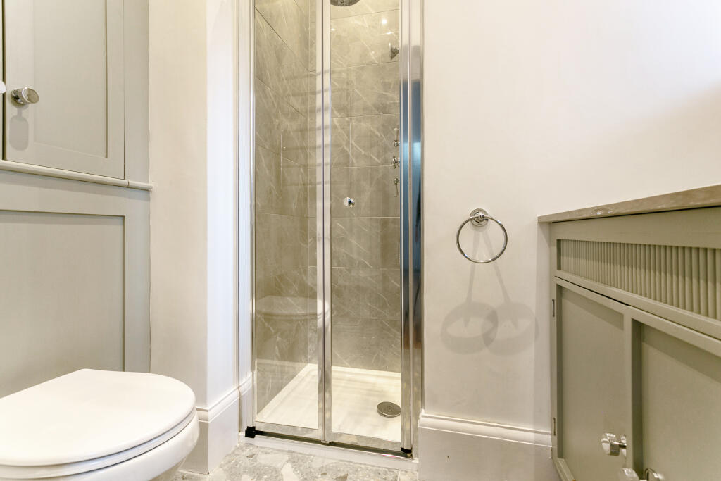 Ensuite Shower Room
