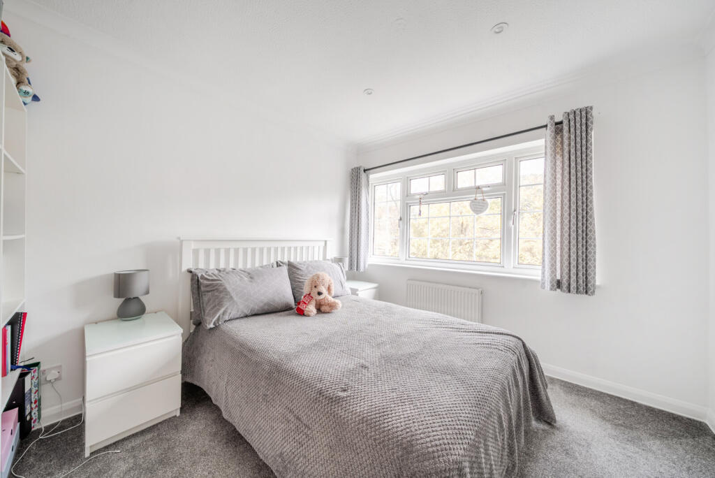 1376116-13-690c8f...