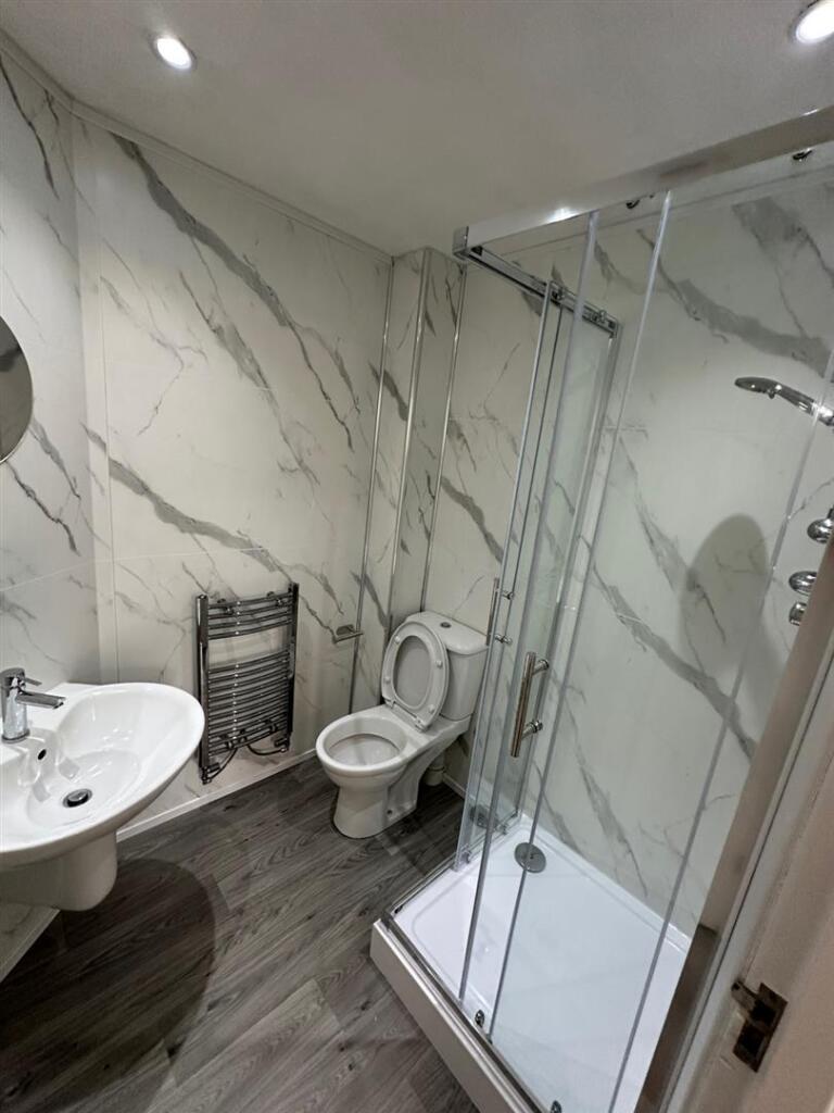 En-suite.jpg