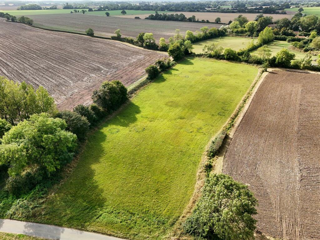 Lot 2