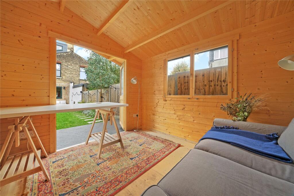 Picture No. 76