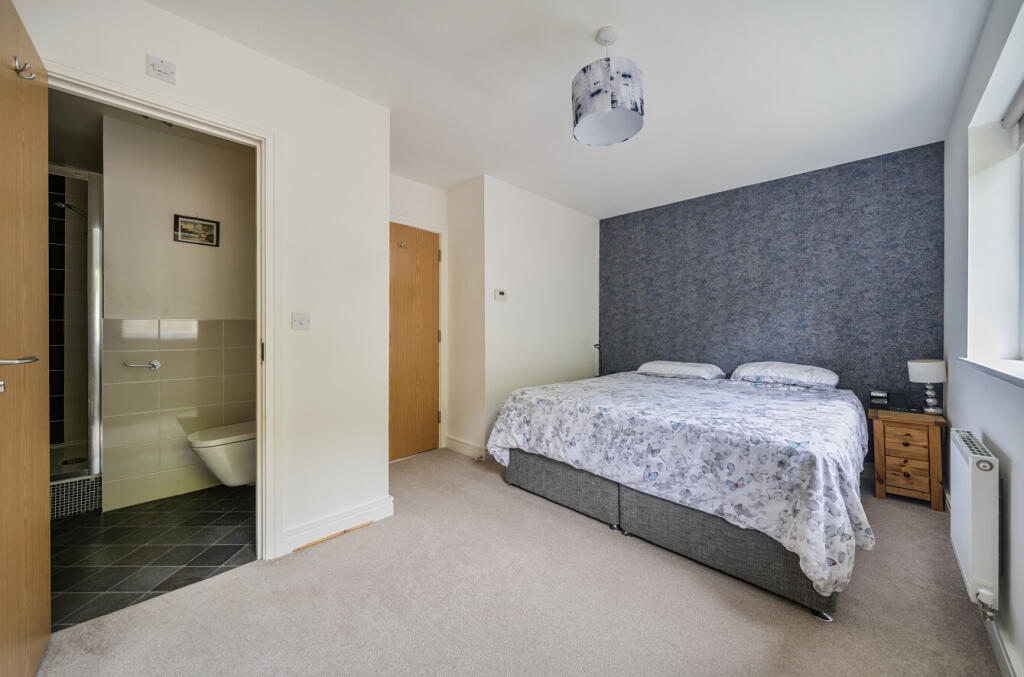 1340810-8-68a6067...