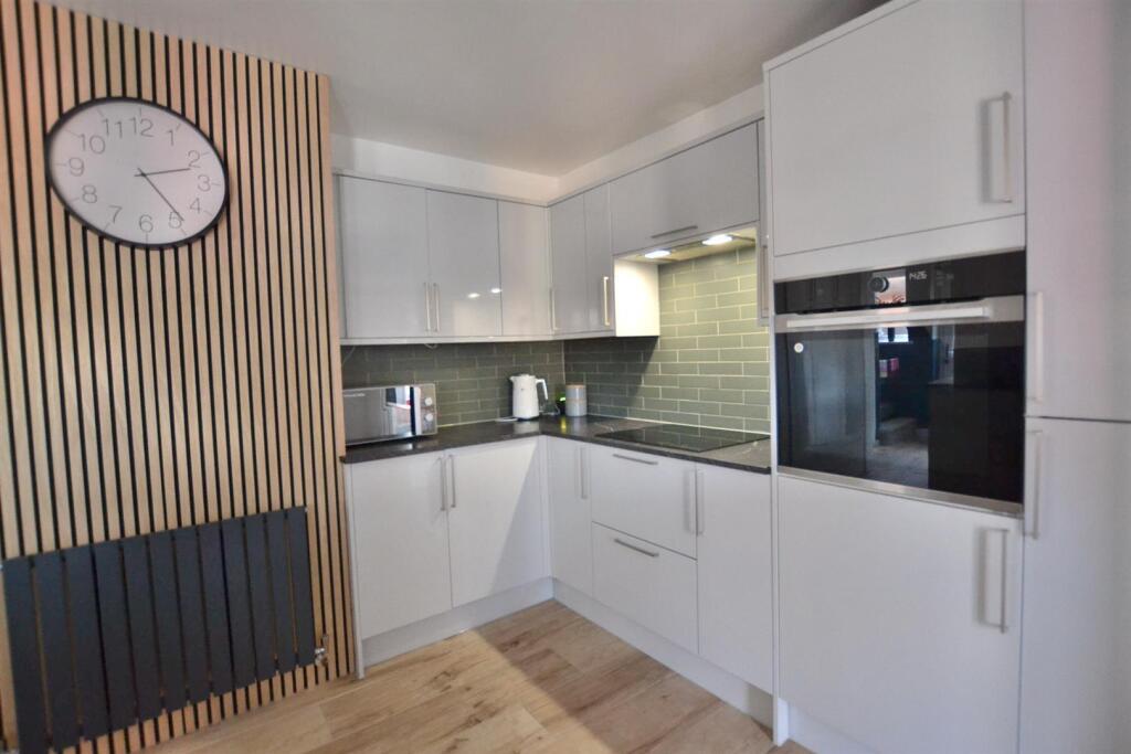 Re-Fitted Breakfast Kitchen