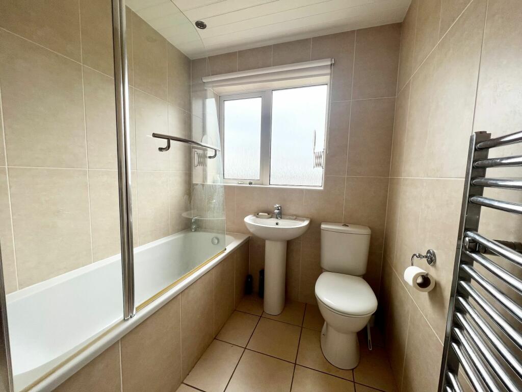 HOUSE BATHROOM