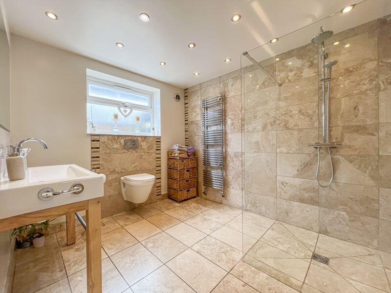 WET ROOM