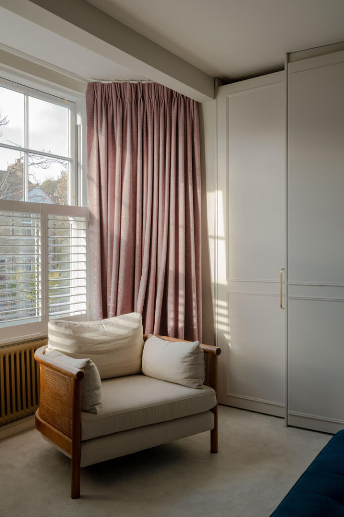 242657 - Wellington Road, London E11 - high res...