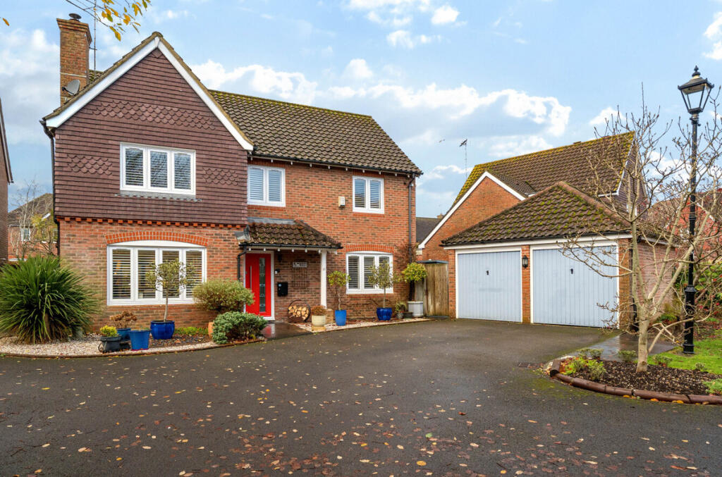 Posthorses, Ashington, RH20