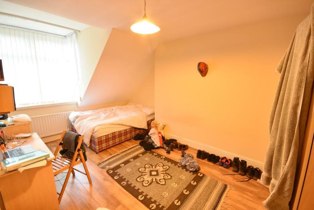 141 Jesmond Road14