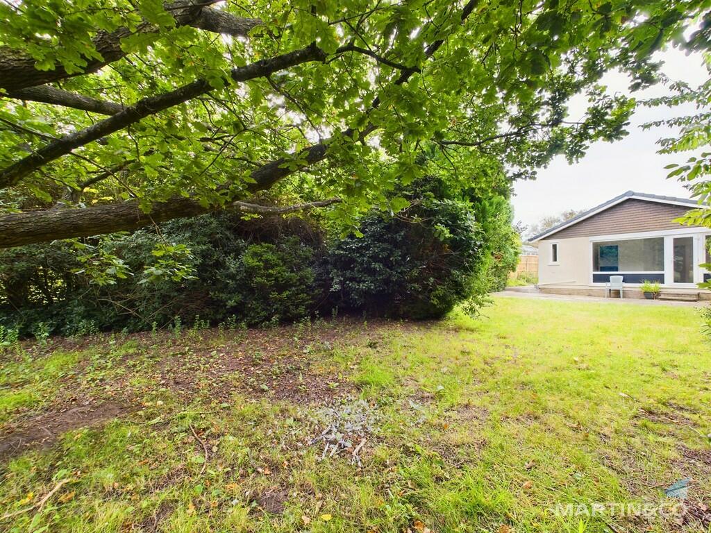 CAM03111G0-PR0172...