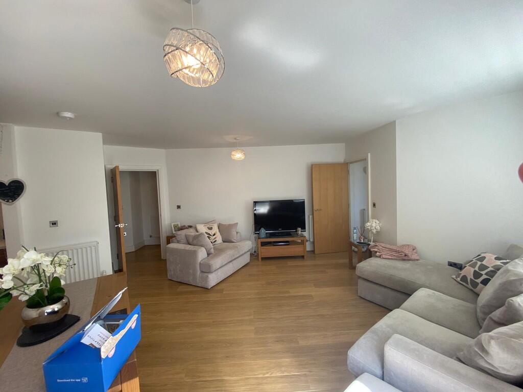 IMG-20240809-WA00...