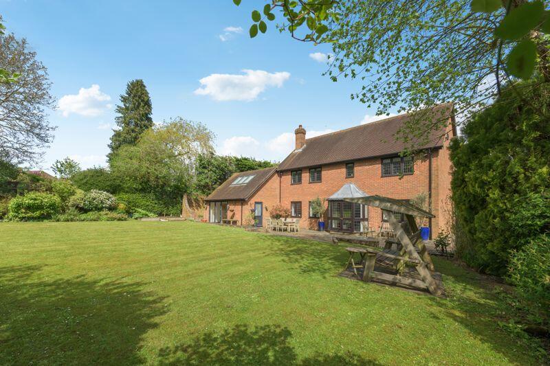 rear showing the garden